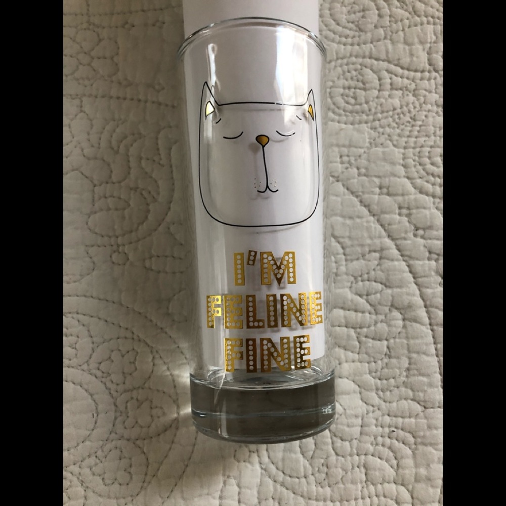 TMD HOLDINGS Cat cocktail glass